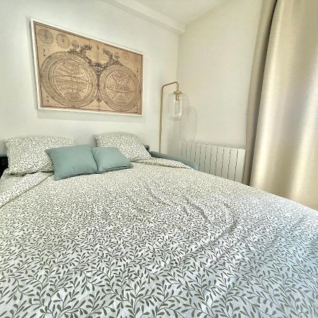Апартаменти Studio Avec Terrasse - Centre Historique Кан Екстер'єр фото